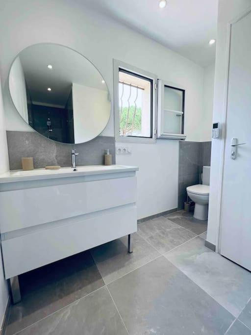 Magnifique Appartement Traversant Avec Vue Sur Le Golf Ла-Гранд-Мот Экстерьер фото