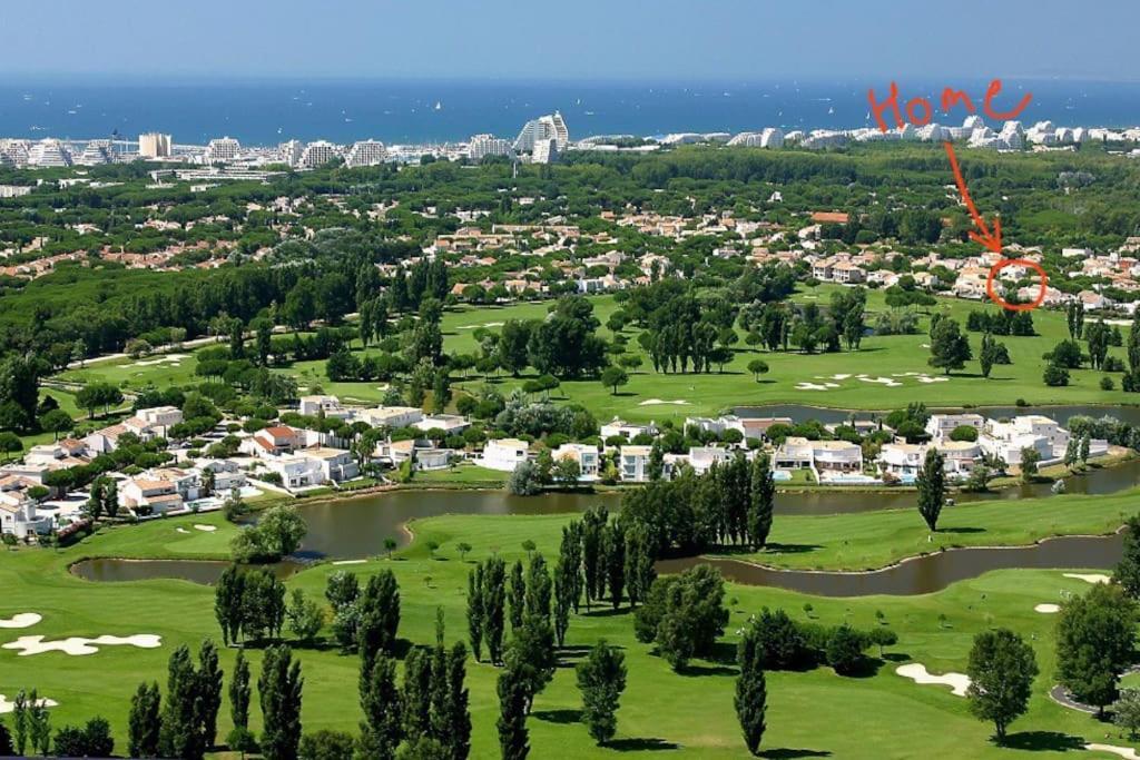 Magnifique Appartement Traversant Avec Vue Sur Le Golf Ла-Гранд-Мот Экстерьер фото